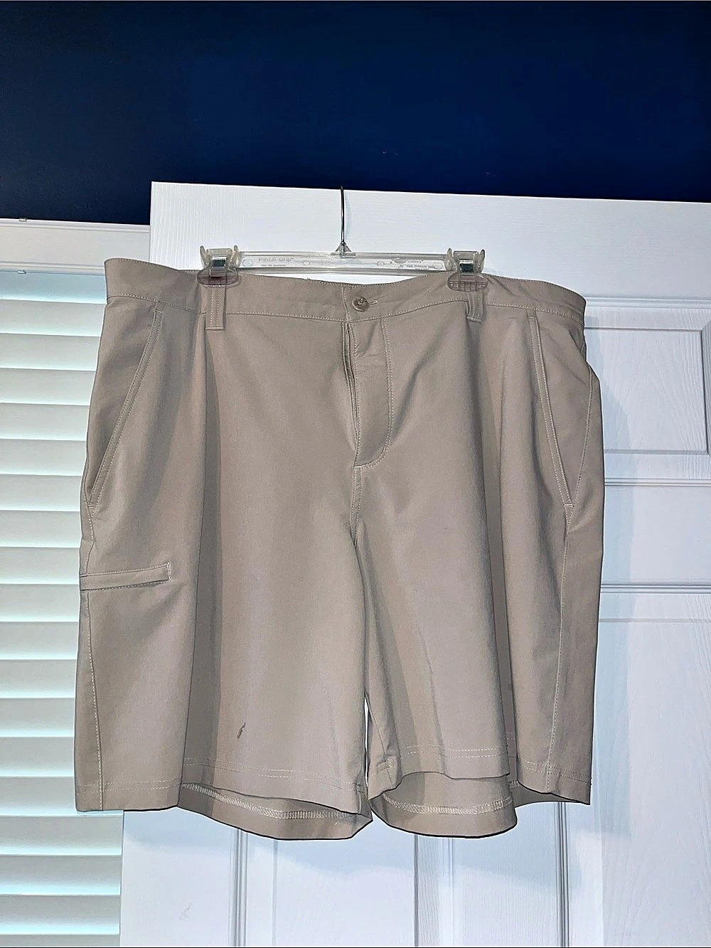Columbia PFG Silver Ridge Cargo Shorts Gray Waist 40